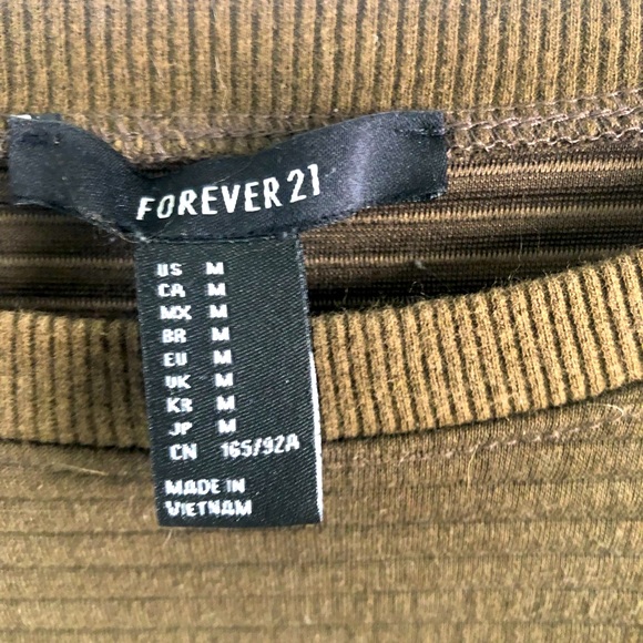 Forever 21, Army Green Pullover Sweater - Picture 2 of 2
